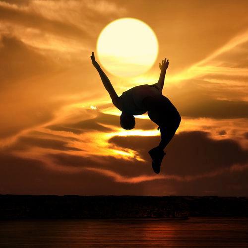 154842_218308778294331_1669467298_n