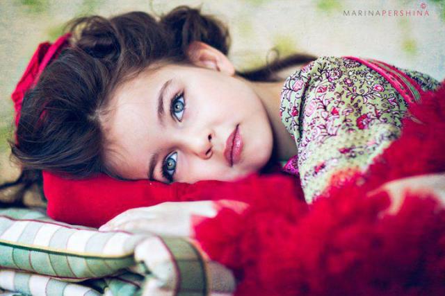 63398_445937815483387_1783851806_n