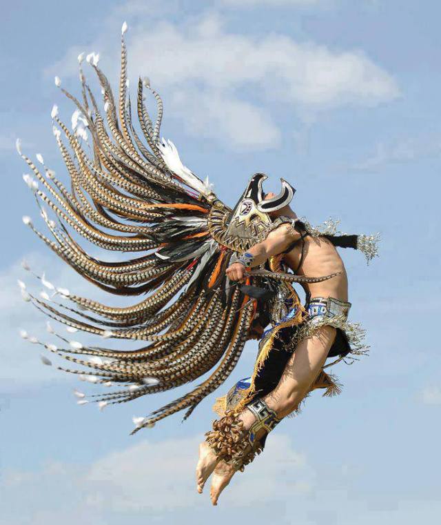 935842_4954020975460_637733284_n