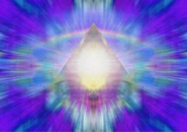 942050_652209678126251_1773909060_n