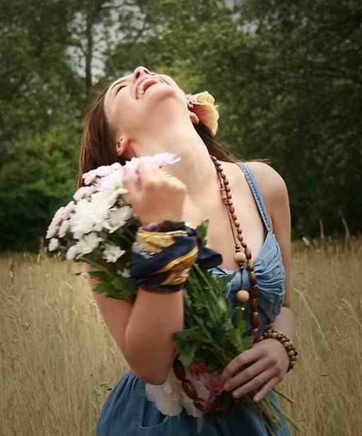 972127_591302974236282_302509819_n