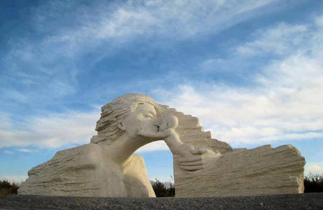 1170780_366120593517942_1968200648_n