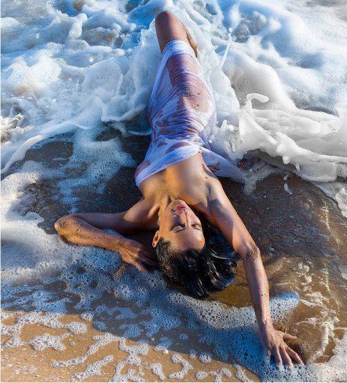 149069_446216975455471_760555930_n