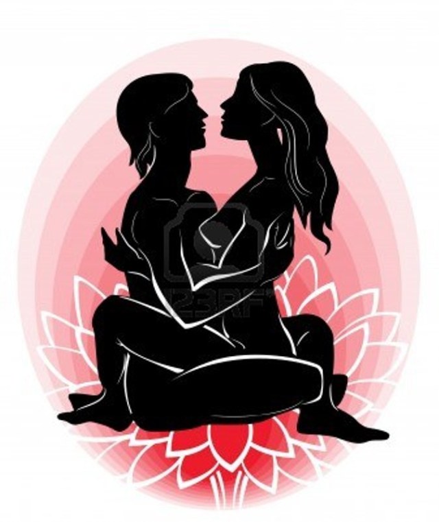 11660069-couple-pratiquant-le-yoga-tantra