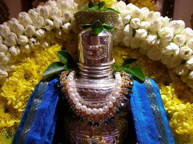 562362_10151809953553731_1360008480_n