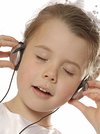 musicaNInaEscuchaCascosG