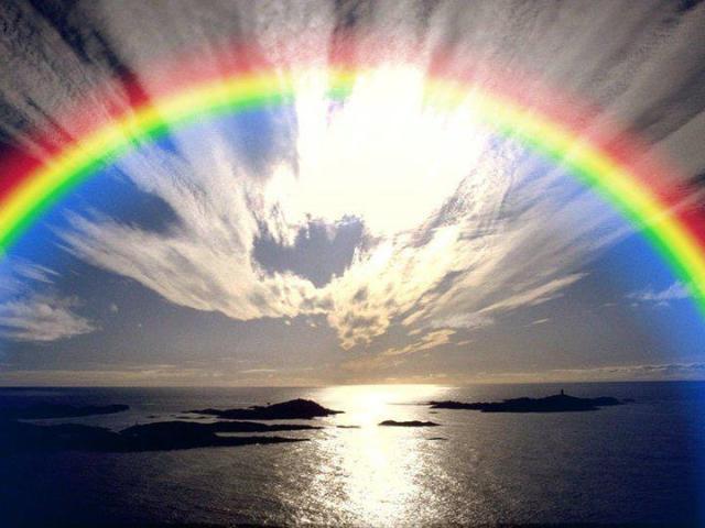 417047_251692458241538_100002023584601_591781_2003373943_n-arco Iris en el mar