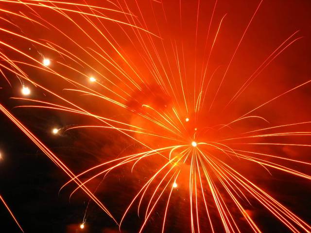 fireworks-orange-red-shine-spot