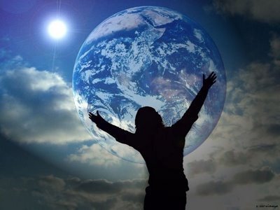 abrazando-el-mundo-o-la-luna1